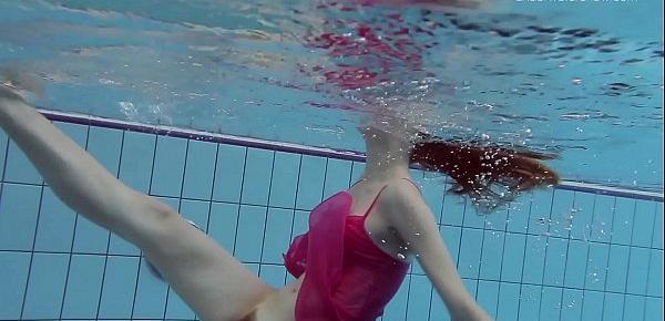  Anna Netrebko softcore swimming